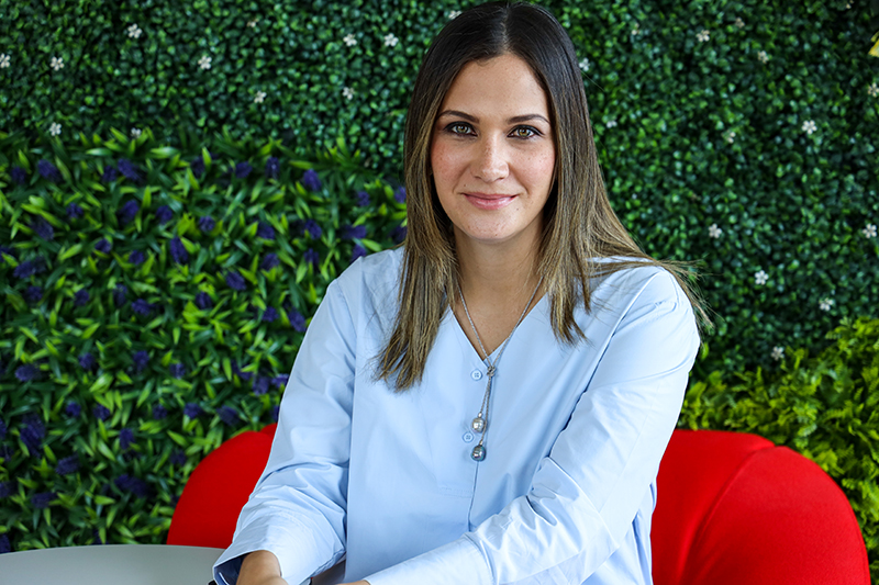 Ana Martín - Directora de Experiencia del Cliente